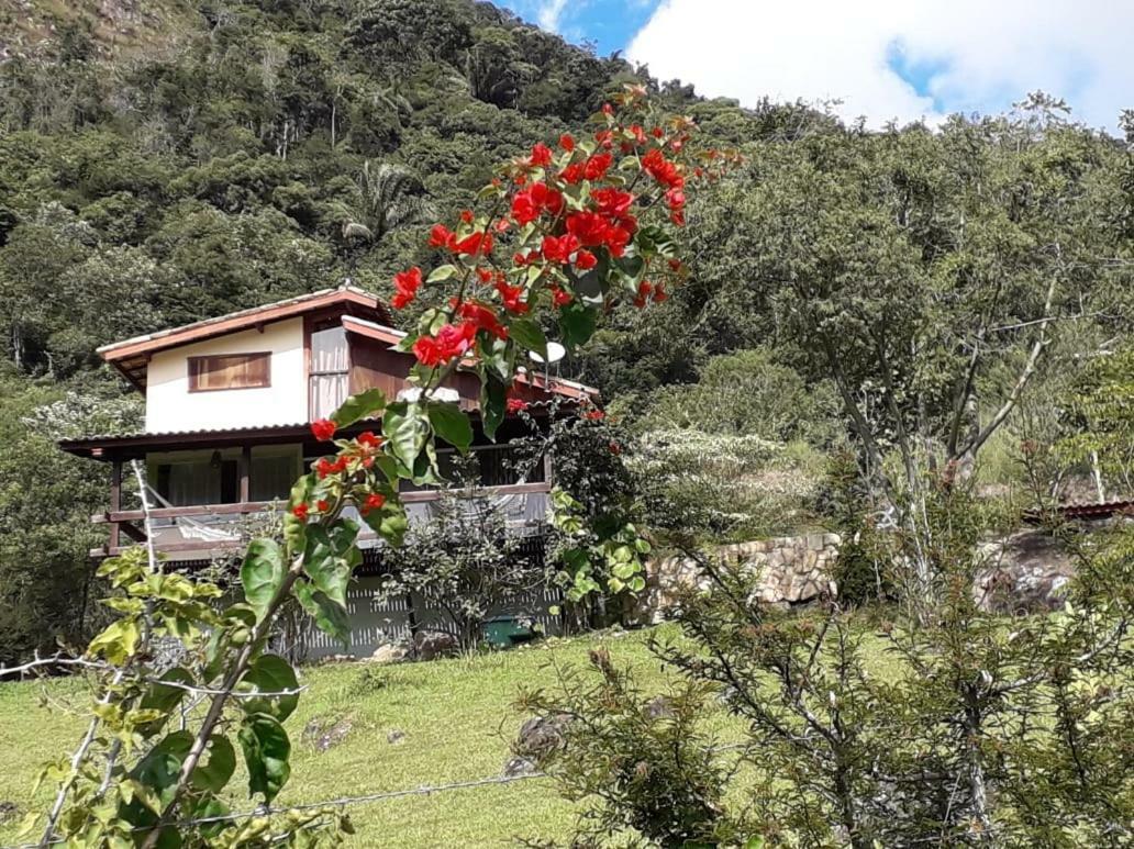 Casa Alpina Com Vista Panoramica De Lumiar Villa Nova Friburgo Exteriör bild